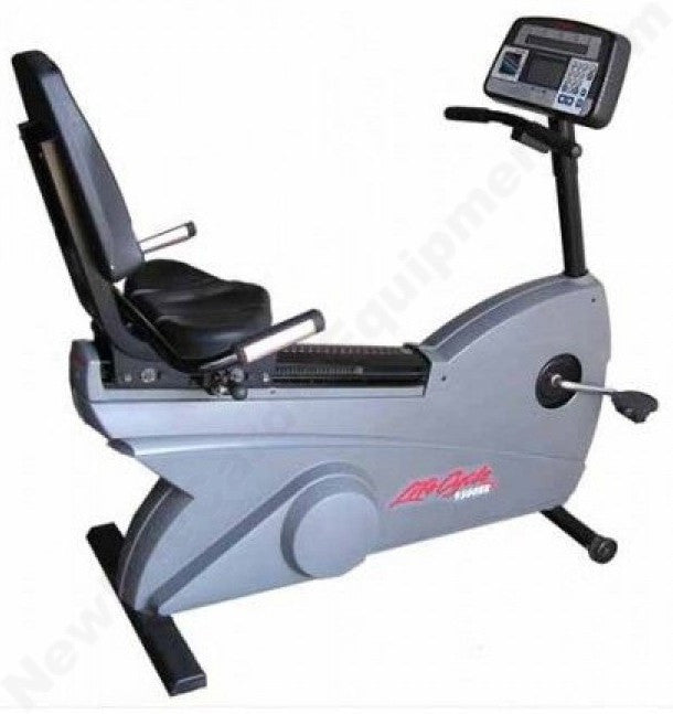 Life Fitness 9100 Recumbent Bike